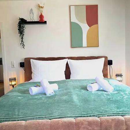 Design I Haus Mit 3 I Beheizter Swimming-pool I Finnische Sauna Mit Holz I Boxspring I Parkplaetze Apartament *