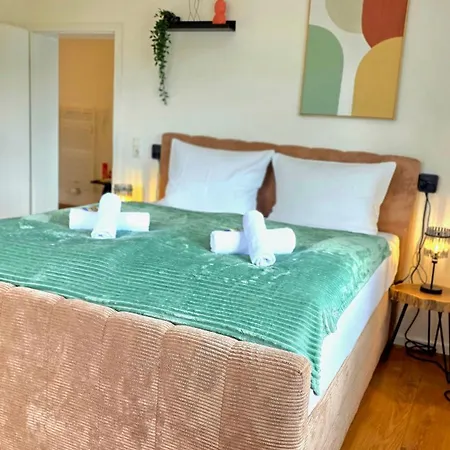 Design I Haus Mit 3 I Beheizter Swimming-pool I Finnische Sauna Mit Holz I Boxspring I Parkplaetze Apartament