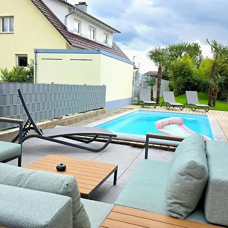 Design I Haus Mit 3 I Beheizter Swimming-pool I Finnische Sauna Mit Holz I Boxspring I Parkplaetze