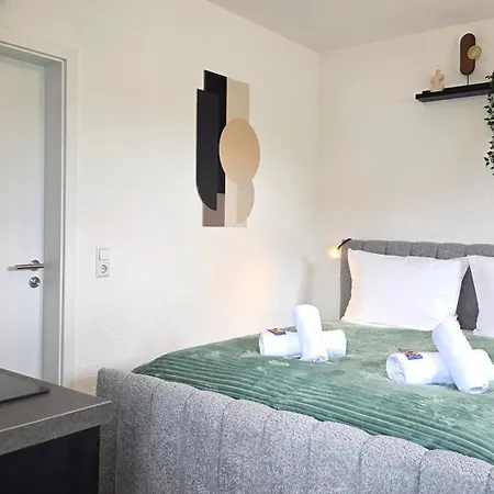 Design I Haus Mit 3 I Beheizter Swimming-pool I Finnische Sauna Mit Holz I Boxspring I Parkplaetze Apartament *