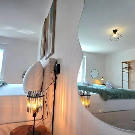 Design I Haus Mit 3 I Beheizter Swimming-pool I Finnische Sauna Mit Holz I Boxspring I Parkplaetze Apartament Lahr (Baden-Wurttemberg)